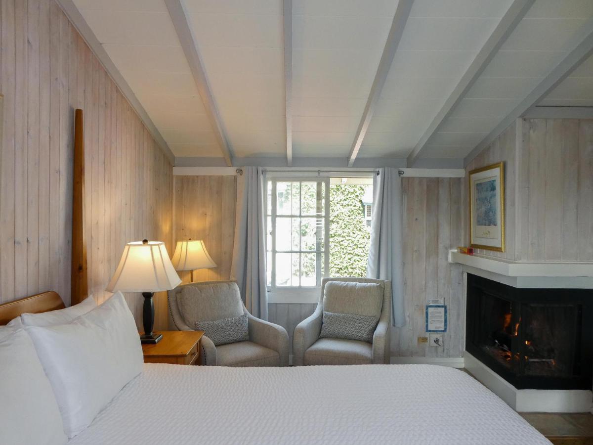 Carmel Fireplace Inn Oda fotoğraf