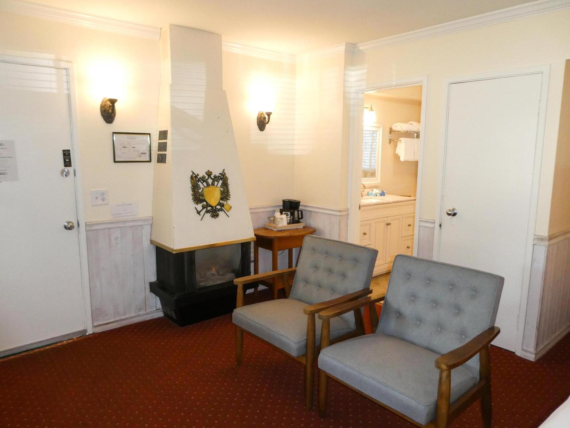 Carmel Fireplace Inn Dış mekan fotoğraf