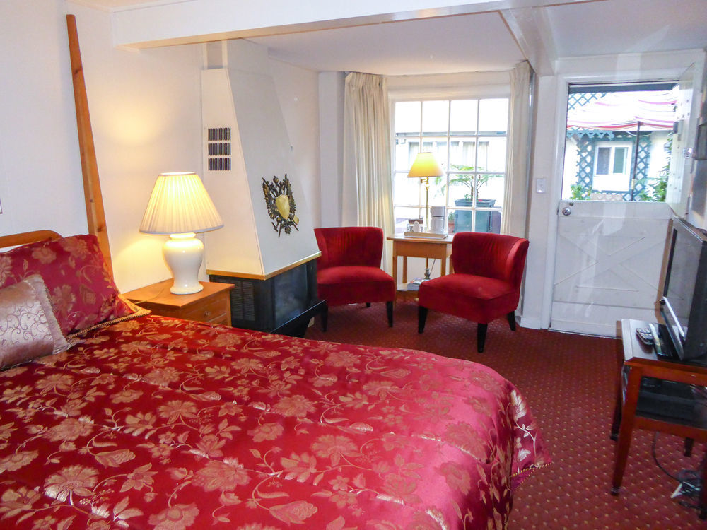 Carmel Fireplace Inn Dış mekan fotoğraf
